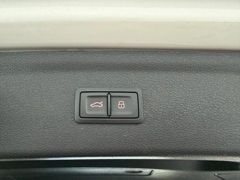 Voitures D'occasion À Beauvais | Audi Q3 2.0 Tdi 150Ch Midnight Series Quattro S Tronic 7