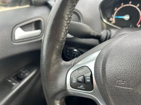 Voitures D'occasion À Sarcelles | Ford Tourneo Courier 1.0E 100Ch Titanium