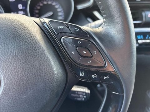 Voitures D'occasion À Saint Ouen L'aumône | Toyota C-Hr 1.8 Hybride 122Ch Collection E-Cvt