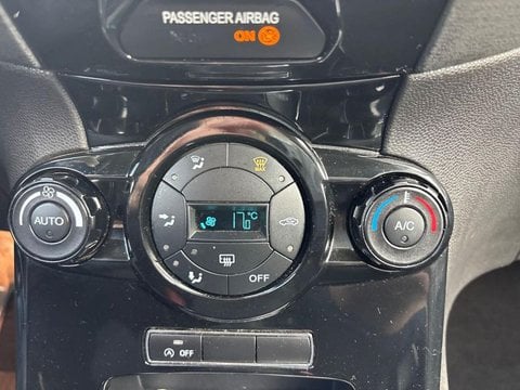 Voitures D'occasion À Etampes | Ford Fiesta 1.0 Ecoboost 100Ch Stop&Start Titanium 5P