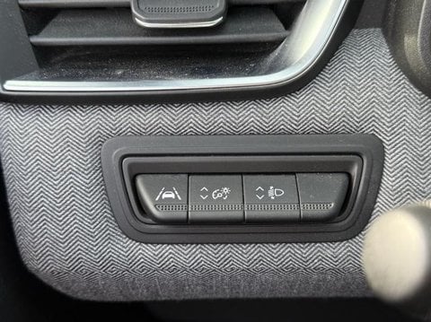 Voitures D'occasion À Beauvais | Renault Clio 1.6 E-Tech 145Ch Full Hybrid Techno - 24