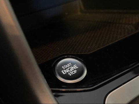 Voitures D'occasion À Roissy En France | Volkswagen T-Roc 1.0 Tsi 110Ch Life Plus