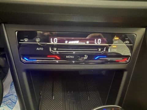 Voitures D'occasion À Villaines Sous Bois | Volkswagen Taigo 1.5 Tsi 150Ch R-Line Edition Dsg7