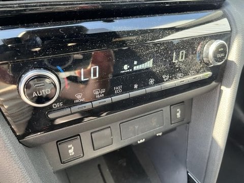 Voitures D'occasion À Saint-Ouen L'aumône | Toyota Yaris Cross 130H Première Mc24