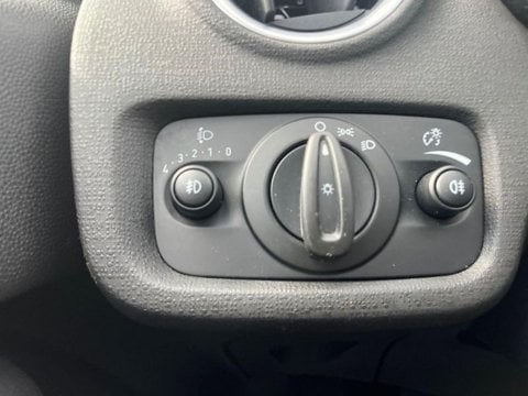 Voitures D'occasion À Bretigny Sur Orge | Ford Fiesta 1.25 82Ch Edition 5P
