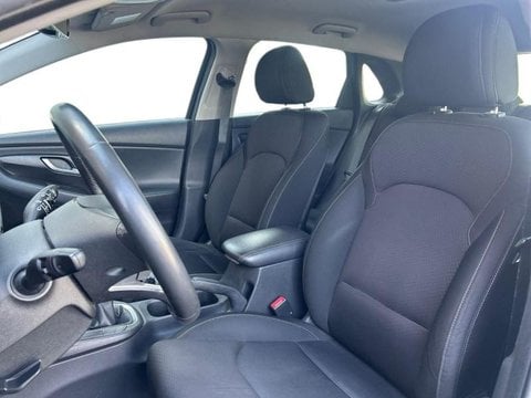 Voitures D'occasion À Sarcelles | Hyundai I30 1.6 Crdi 110Ch Edition Mondial