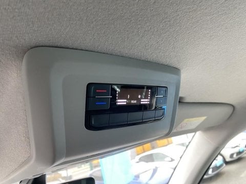 Voitures D'occasion À Pierrelaye | Volkswagen Caravelle 2.0 Tdi 150Ch Bmt Confortline Dsg7 Courte