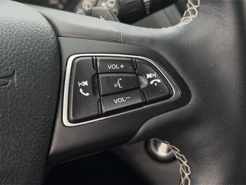 Voitures D'occasion À Saint Maximin | Ford Kuga 2.0 Tdci 150Ch Stop&Start Vignale 4X4 Powershift...