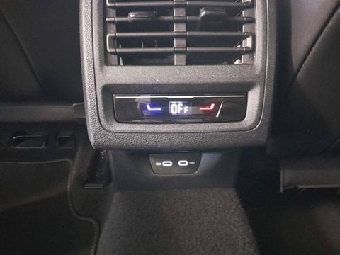 Voitures D'occasion À Jaux Compiègne | Volkswagen Golf 1.5 Etsi Evo2 116Ch R-Line Edition Dsg7