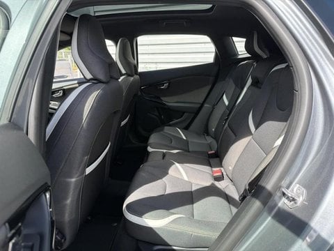 Voitures D'occasion À Bretigny Sur Orge | Volvo V40 T2 122Ch Signature Edition Geartronic