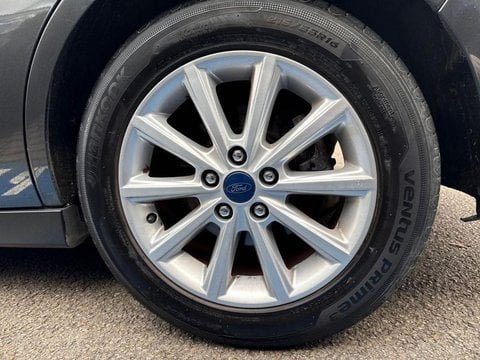 Voitures D'occasion À Beauvais | Ford Grand C-Max 1.5 Tdci 120Ch Stop&Start Titanium