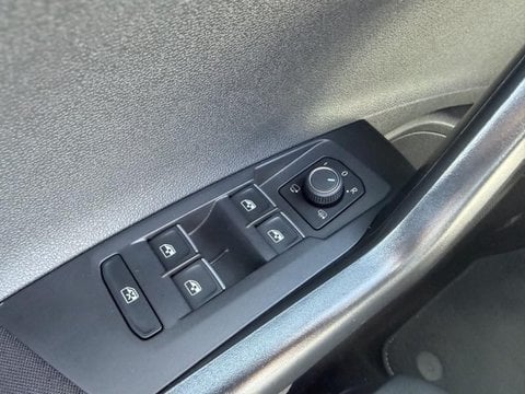 Voitures D'occasion À Pierrelaye | Volkswagen Taigo 1.5 Tsi 150Ch R-Line Dsg7