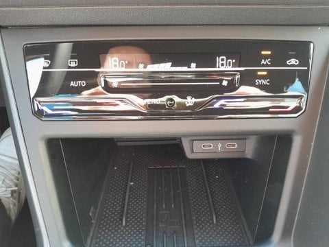 Voitures D'occasion À Pierrelaye | Volkswagen Polo 1.0 Tsi 95Ch R-Line Edition