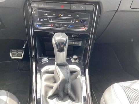 Voitures D'occasion À Saint-Ouen L'aumône | Volkswagen T-Roc 2.0 Tdi 150Ch R-Line Dsg7