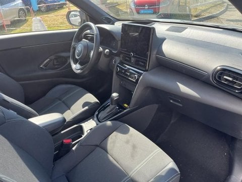 Voitures D'occasion À Saint-Ouen L'aumône | Toyota Yaris Cross 130H Première Mc24