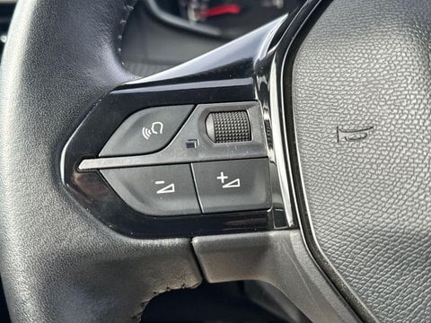 Voitures D'occasion À Vauchelles Les Quesnoy | Peugeot 208 1.5 Bluehdi 100Ch S&S Style