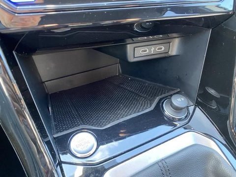 Voitures D'occasion À Pierrelaye | Volkswagen T-Roc 1.5 Tsi Evo2 150Ch R-Line Dsg7