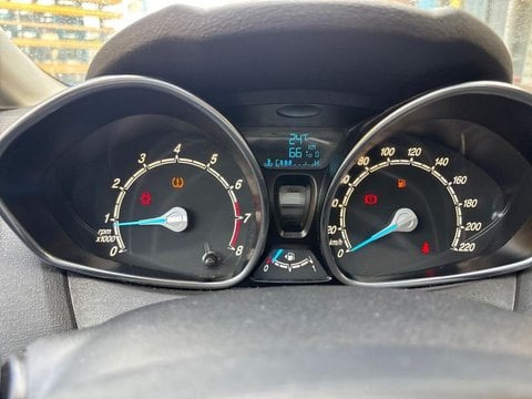 Voitures D'occasion À Etampes | Ford Fiesta 1.0 Ecoboost 100Ch Stop&Start Titanium 5P