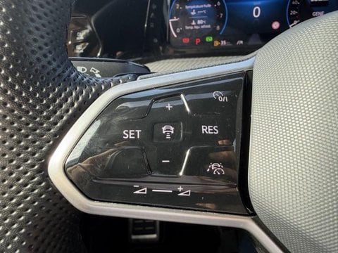 Voitures D'occasion À Pierrelaye | Volkswagen Golf 1.5 Etsi Opf 130Ch R-Line Dsg7