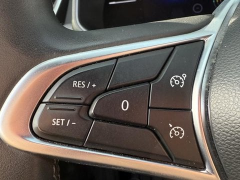Voitures D'occasion À Beauvais | Renault Clio 1.6 E-Tech 145Ch Full Hybrid Techno - 24
