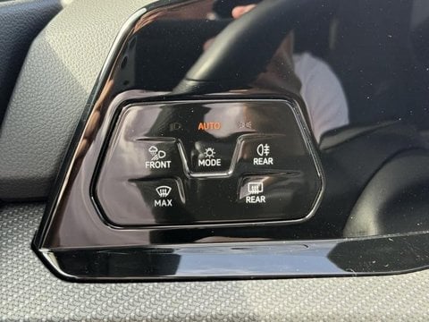 Voitures D'occasion À Pierrelaye | Volkswagen Golf 1.5 Etsi Opf 130Ch R-Line Dsg7