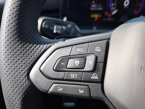 Voitures D'0Km À Saint-Ouen L'aumône | Volkswagen T-Roc 1.5 Etsi 150Ch R-Line Dsg7