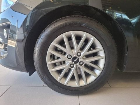 Voitures D'occasion À Jaux Compiègne | Kia Rio 1.2 Dpi 84Ch Active