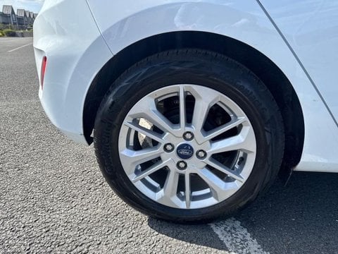 Voitures D'occasion À Saint Maximin | Ford Fiesta 1.0 Flexifuel 95Ch Titanium Business 5P