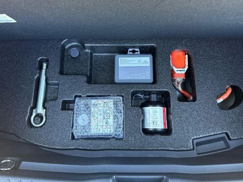 Voitures D'occasion À Jaux Compiègne | Toyota C-Hr 2.0 Hybride 200Ch Gr Sport Awd-I My26