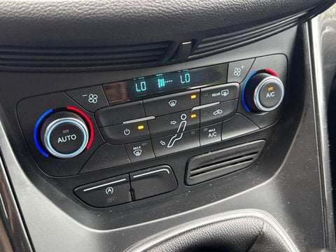 Voitures D'occasion À Beauvais | Ford Grand C-Max 1.5 Tdci 120Ch Stop&Start Titanium