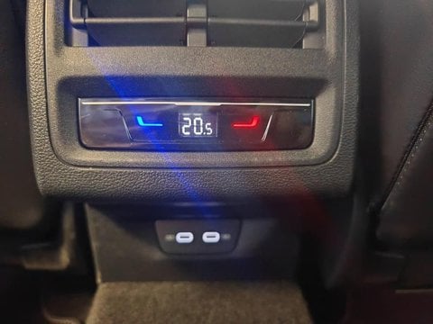 Voitures D'occasion À Villaines Sous Bois | Volkswagen Golf 1.5 Etsi Evo2 116Ch R-Line Edition Dsg7
