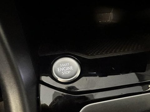 Voitures D'occasion À Villaines Sous Bois | Volkswagen T-Roc 1.5 Tsi Evo2 150Ch Vw Edition Dsg7