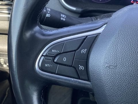 Voitures D'occasion À Saint-Ouen L'aumône | Renault Mégane 1.5 Blue Dci 115Ch Intens