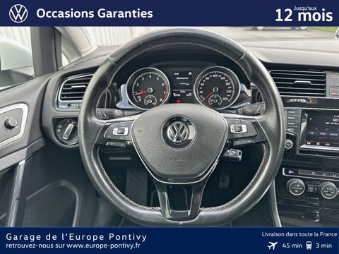 Voitures Occasion Volkswagen Golf 1.2 Tsi 105Ch Bluemotion Technology Cup 5P À Pontivy