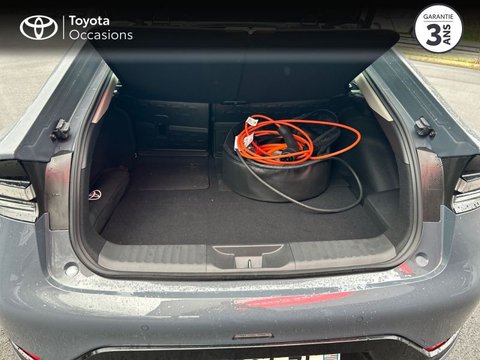 Voitures Occasion Toyota Prius Rechargeable 2.0 Hybride Rechargeable 223Ch Design À Lanester