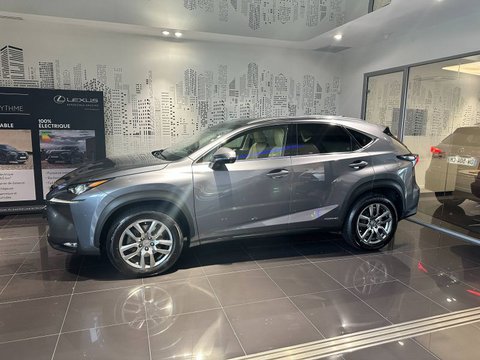 Voitures Occasion Lexus Nx 300H 4Wd Luxe À Lanester