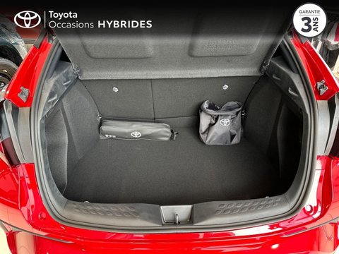 Voitures Occasion Toyota C-Hr 1.8 Hybride 122Ch Design Ultimate E-Cvt À Noyal-Pontivy