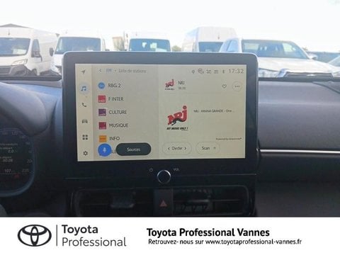 Voitures D'occasion À Vannes | Toyota Yaris Cross 130H Trail My25