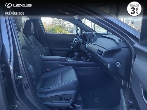 Voitures Occasion Lexus Ux 250H 2Wd Luxe À Plérin
