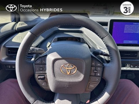 Voitures Occasion Toyota Prius Rechargeable 2.0 Hybride Rechargeable 223Ch Dynamic À Lannion