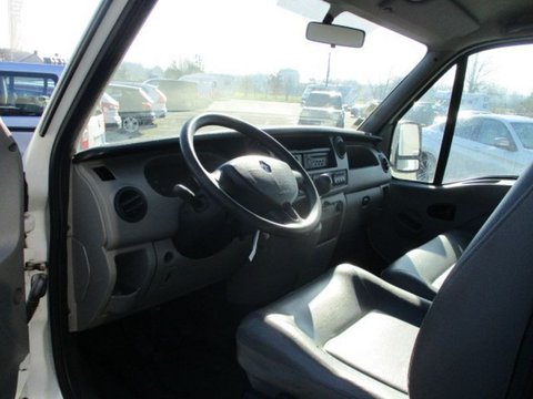 Voitures Occasion Renault Master Ii Ccb L2 3.0 Dci 140Ch Magasin À Domalain