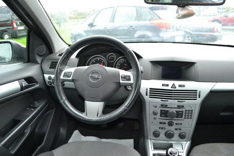 Voitures Occasion Opel Astra Break 1.7 Cdti110 Enjoy Ecof À Domalain