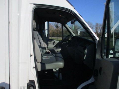 Voitures Occasion Renault Master Ii Ccb L2 3.0 Dci 140Ch Magasin À Domalain