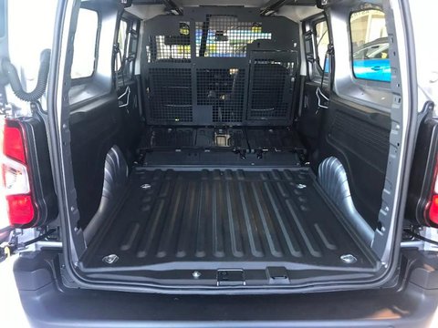 Voitures d'occasion GOMETZ LE CHATEL Opel Combo diesel Cargo XL BlueHDi  100ch S&S Cabine Approfondie - AERO LES ULIS