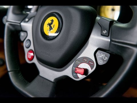 Voitures Occasion Ferrari 488 Gtb V8 3.9 T 670Ch À Paris
