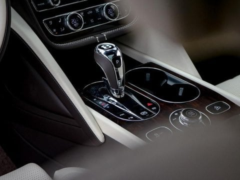 Voitures Occasion Bentley Bentayga Ewb 4.0 V8 Azure 550Ch À Monaco