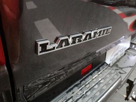 Voitures 0Km Dodge Ram 1500 Crew Cab 5.7L V8 Hemi Laramie Sport Edition My2023 À