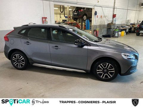 Voitures Occasion Volvo V40 Ii Cross Country T3 152 Geartronic 6 Cross Country À Coignières