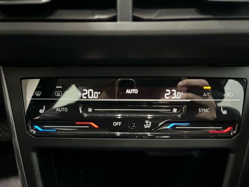 Volkswagen Polo 1.0 TSI 95 S&S DSG7 Style 2023 — photo 19