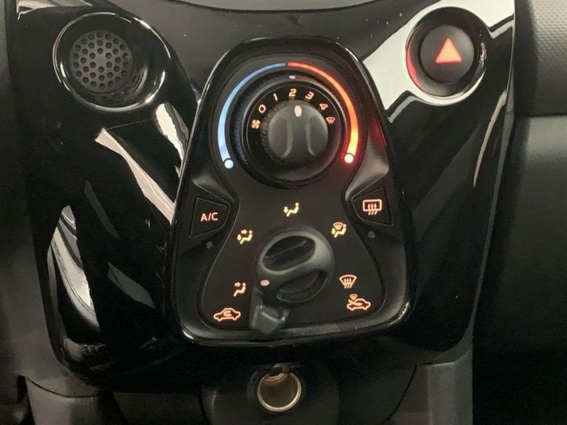 Peugeot 108 VTi 72ch S&S BVM5 Style 2019 — photo 19